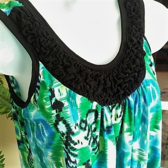 Beautiful Flowing Tank Blouse M - Picture 2 of 4